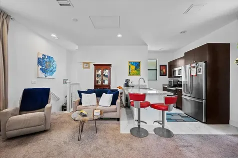7041 Edison Place Palm Beach Gardens FL 33418