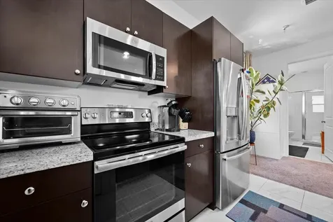7041 Edison Place Palm Beach Gardens FL 33418