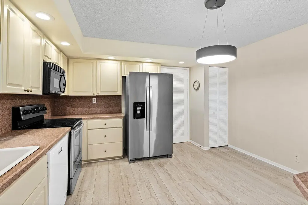 3420 S Ocean Boulevard Highland Beach FL 33487