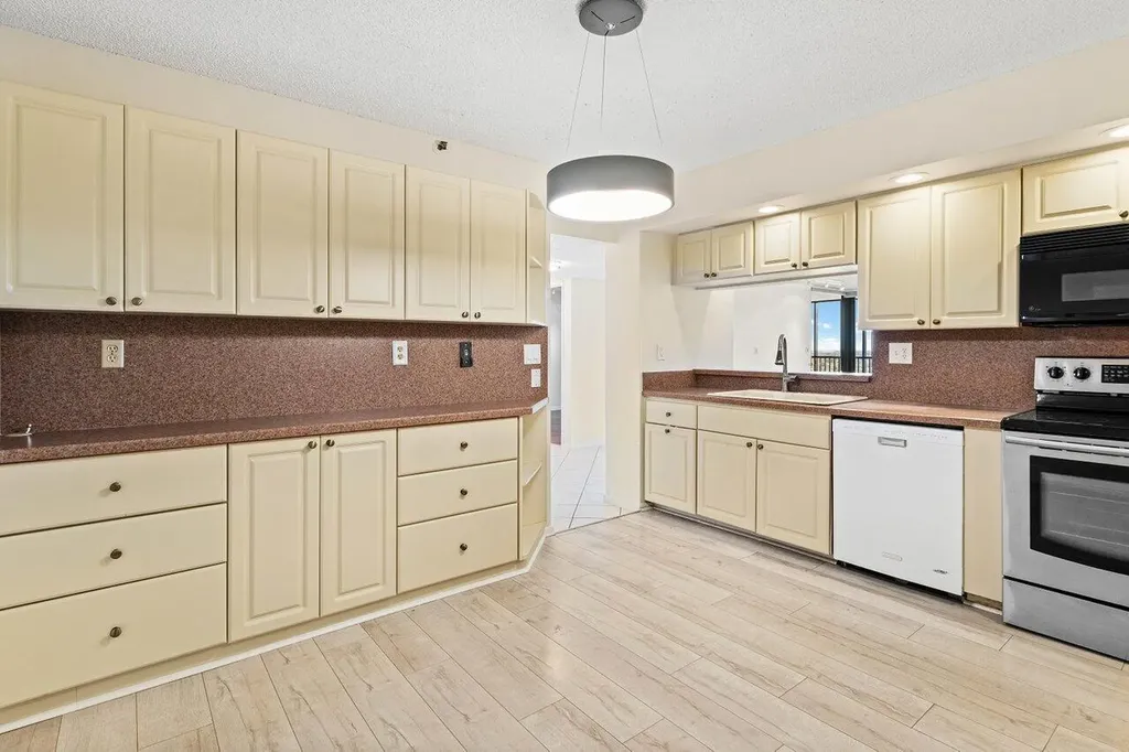 3420 S Ocean Boulevard Highland Beach FL 33487