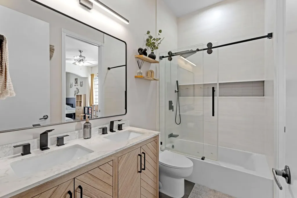 112 Isle Verde Way Palm Beach Gardens FL 33418