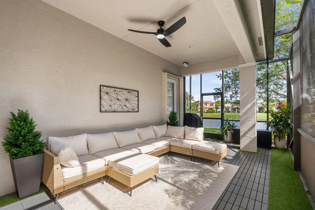 112 Isle Verde Way Palm Beach Gardens FL 33418