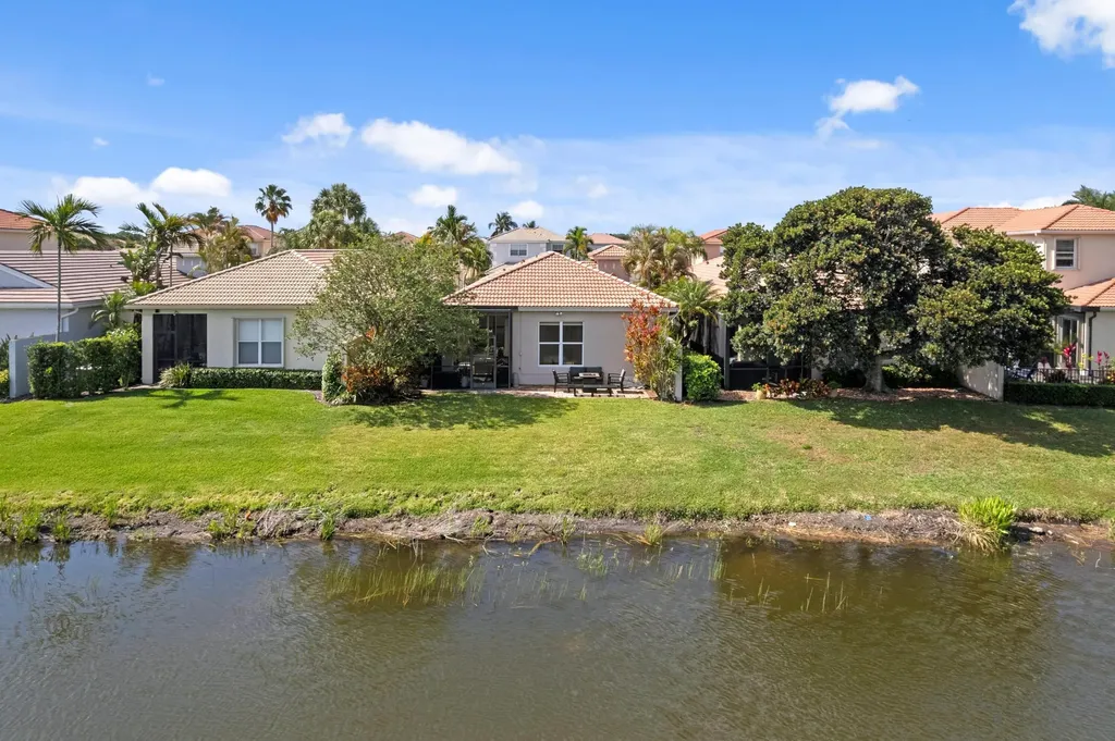 112 Isle Verde Way Palm Beach Gardens FL 33418