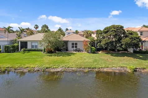 112 Isle Verde Way Palm Beach Gardens FL 33418