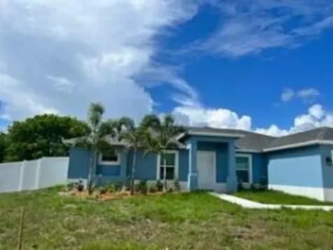 2352 SW Plum Court Port St Lucie FL 34953