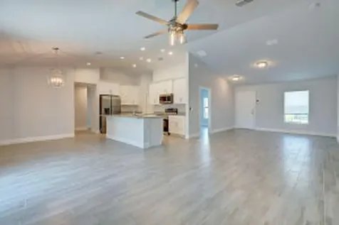 2352 SW Plum Court Port St Lucie FL 34953