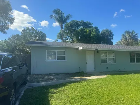 8817 Dania Drive Palm Beach Gardens FL 33410