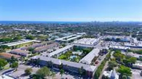 2050 NE 39th Street Lighthouse Point FL 33064