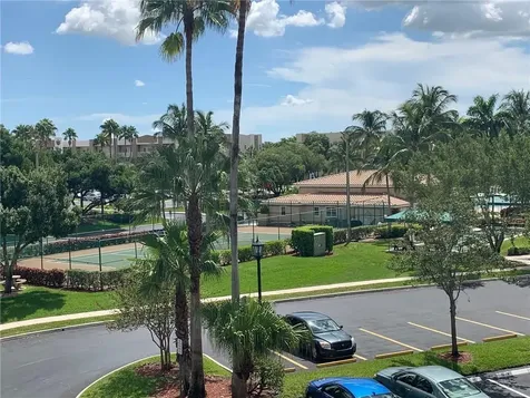 9580 Weldon Circle Tamarac FL 33321