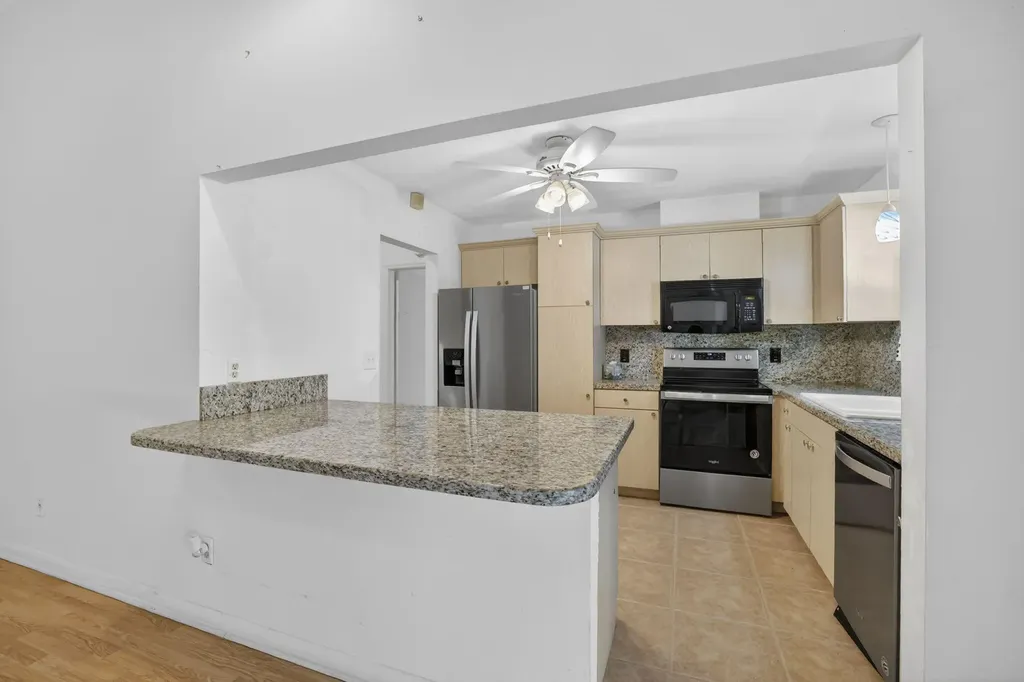 2551 NW 98th Terrace Coral Springs FL 33065
