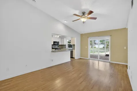 2551 NW 98th Terrace Coral Springs FL 33065