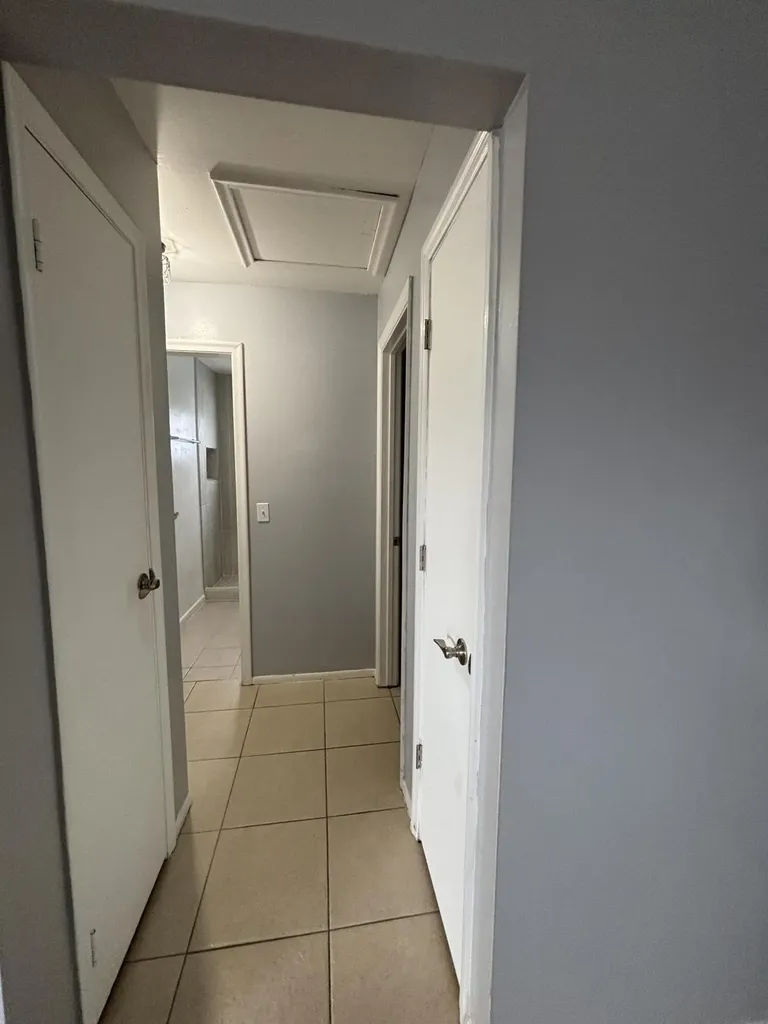 11421 NW 39th Place Sunrise FL 33323