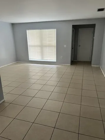 11421 NW 39th Place Sunrise FL 33323