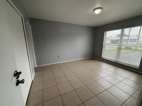 11421 NW 39th Place Sunrise FL 33323