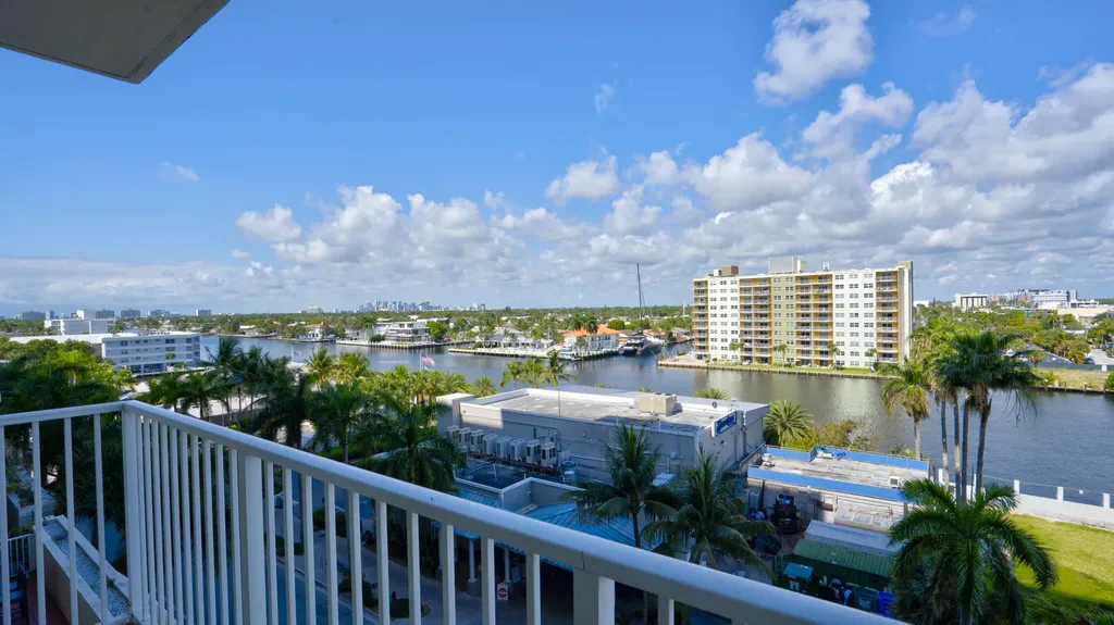 3020 NE 32nd Avenue Fort Lauderdale FL 33308