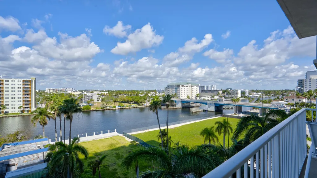 3020 NE 32nd Avenue Fort Lauderdale FL 33308