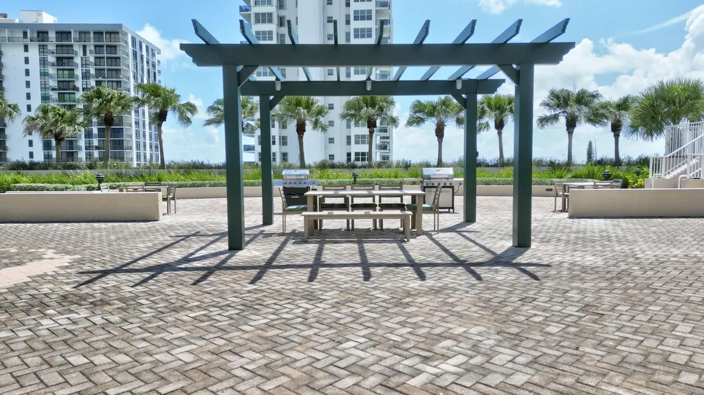 3020 NE 32nd Avenue Fort Lauderdale FL 33308