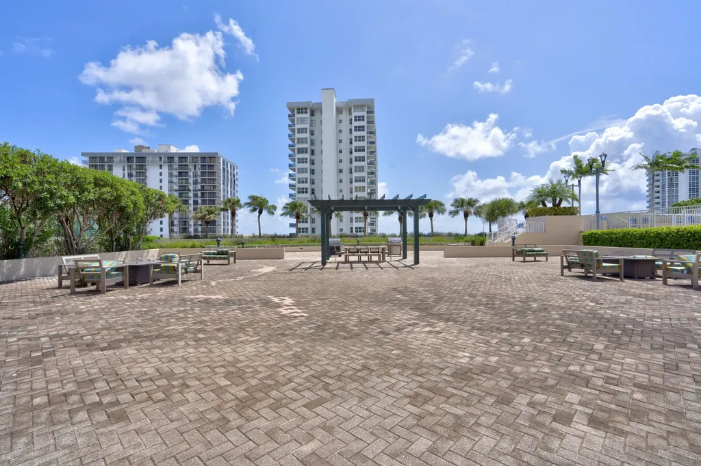 3020 NE 32nd Avenue Fort Lauderdale FL 33308