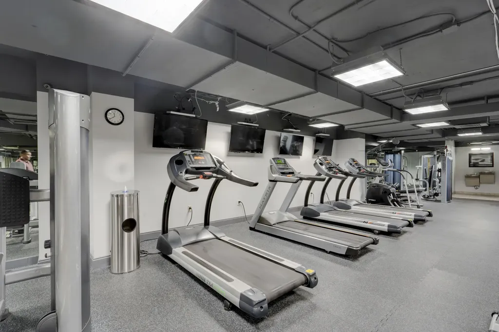 3020 NE 32nd Avenue Fort Lauderdale FL 33308