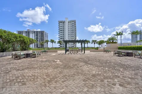 3020 NE 32nd Avenue Fort Lauderdale FL 33308