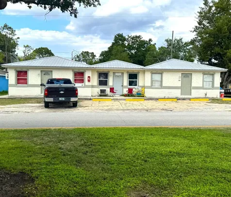 520 S Main Avenue Lake Placid FL 33852