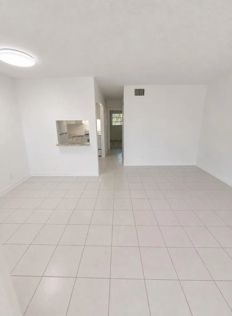 1150 NE 17th Court Fort Lauderdale FL 33305