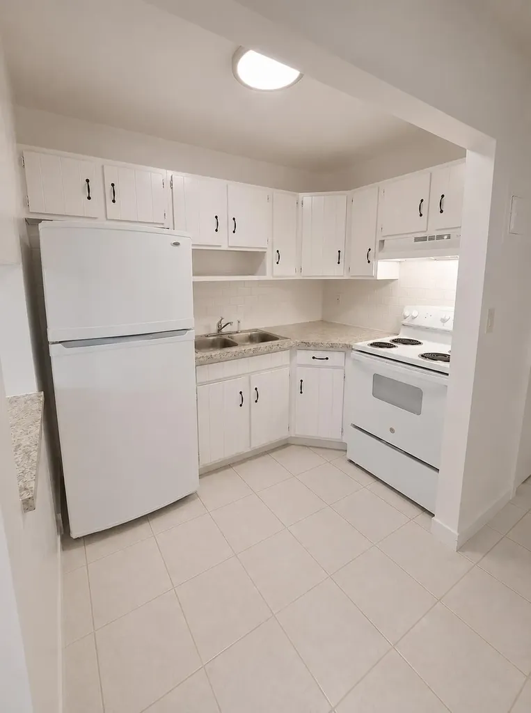 1150 NE 17th Court Fort Lauderdale FL 33305
