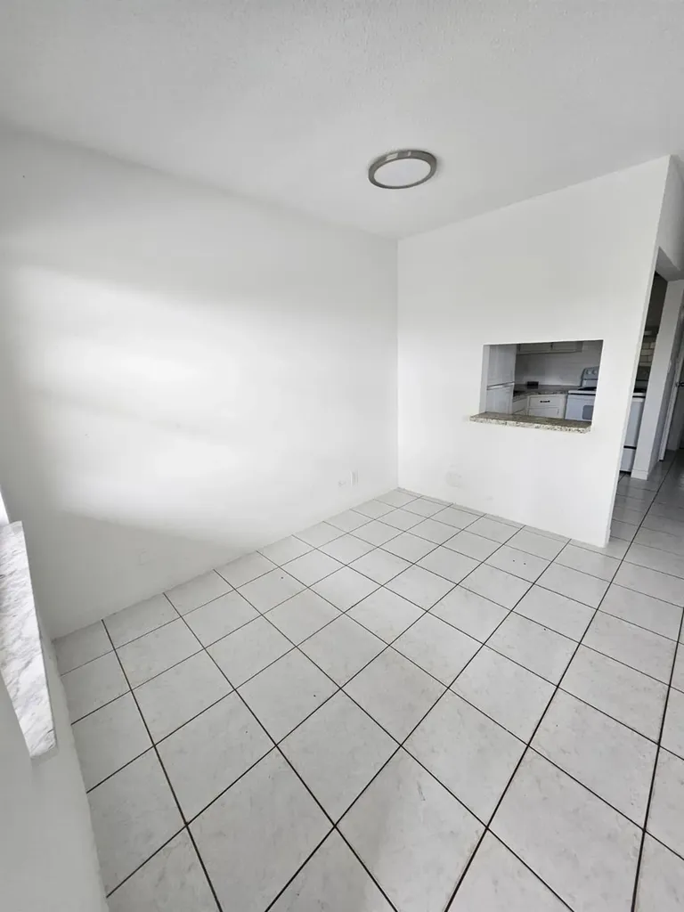 1150 NE 17th Court Fort Lauderdale FL 33305