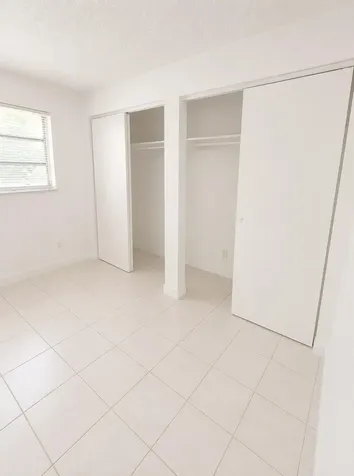 1150 NE 17th Court Fort Lauderdale FL 33305