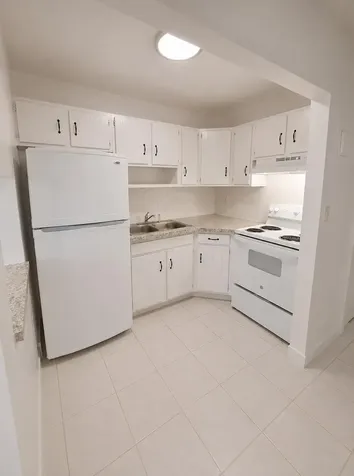 1150 NE 17th Court Fort Lauderdale FL 33305