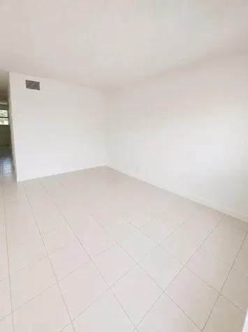 1150 NE 17th Court Fort Lauderdale FL 33305
