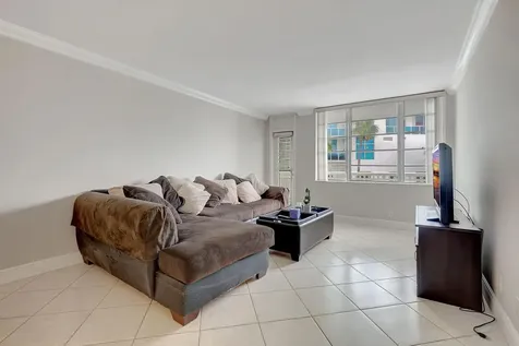 1913 S Ocean Drive Hallandale Beach FL 33009