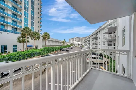 1913 S Ocean Drive Hallandale Beach FL 33009