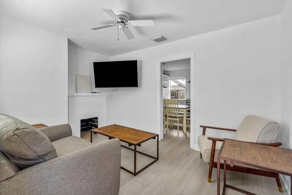 301 NE 1st Street Delray Beach FL
