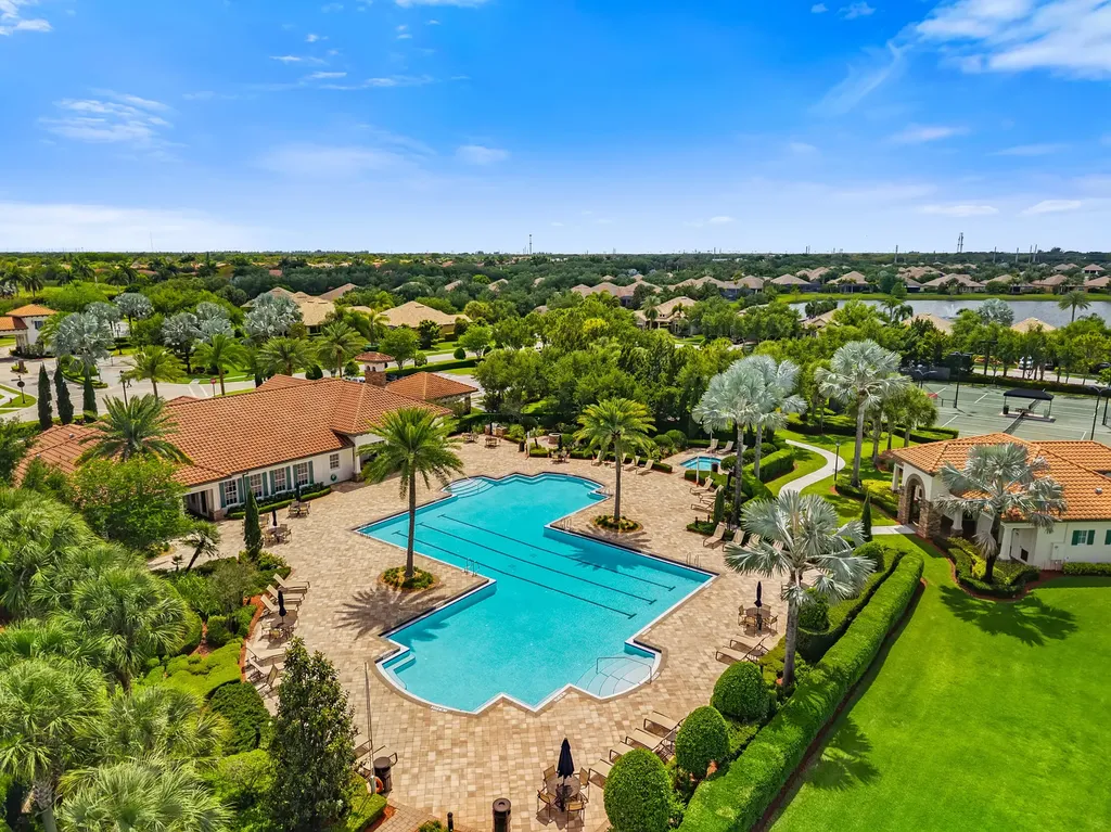 4591 Siena Circle Wellington FL 33414