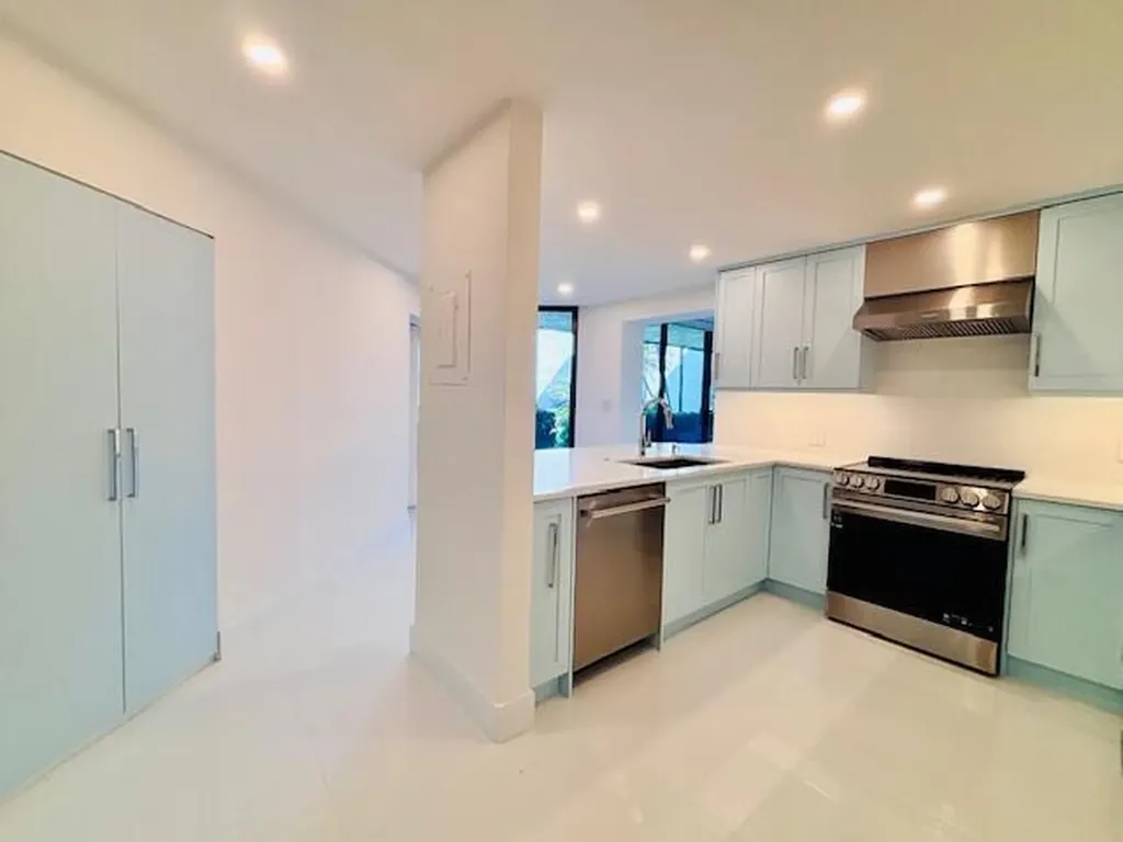 3701 S Flagler Drive West Palm Beach FL 33405
