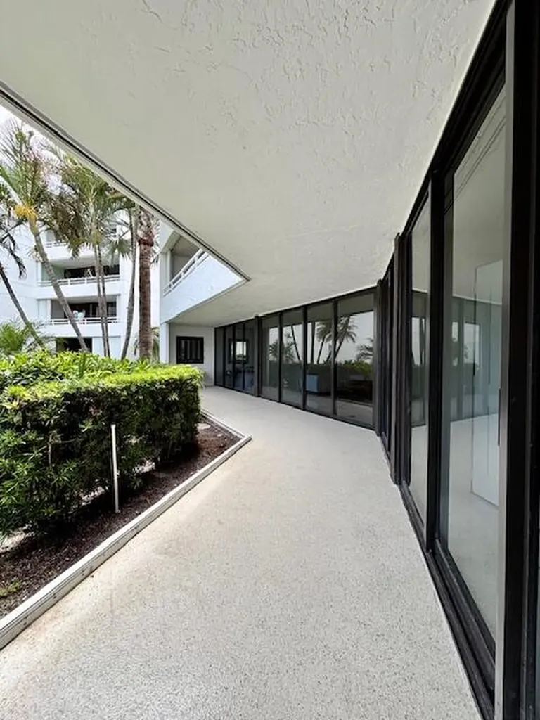 3701 S Flagler Drive West Palm Beach FL 33405