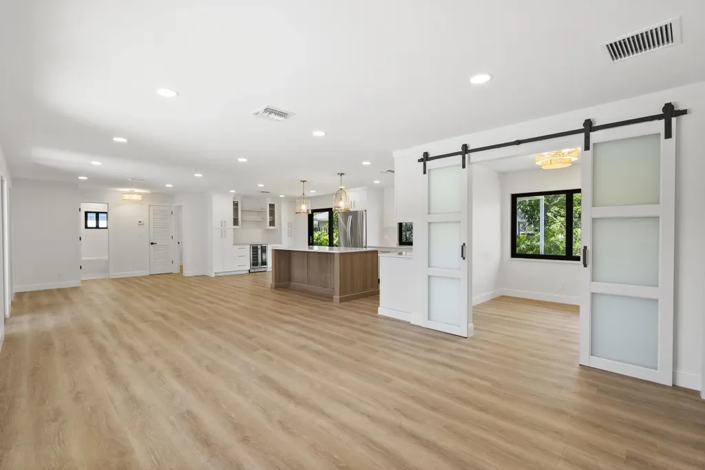 128 W Norfolk Road Jupiter FL 33469