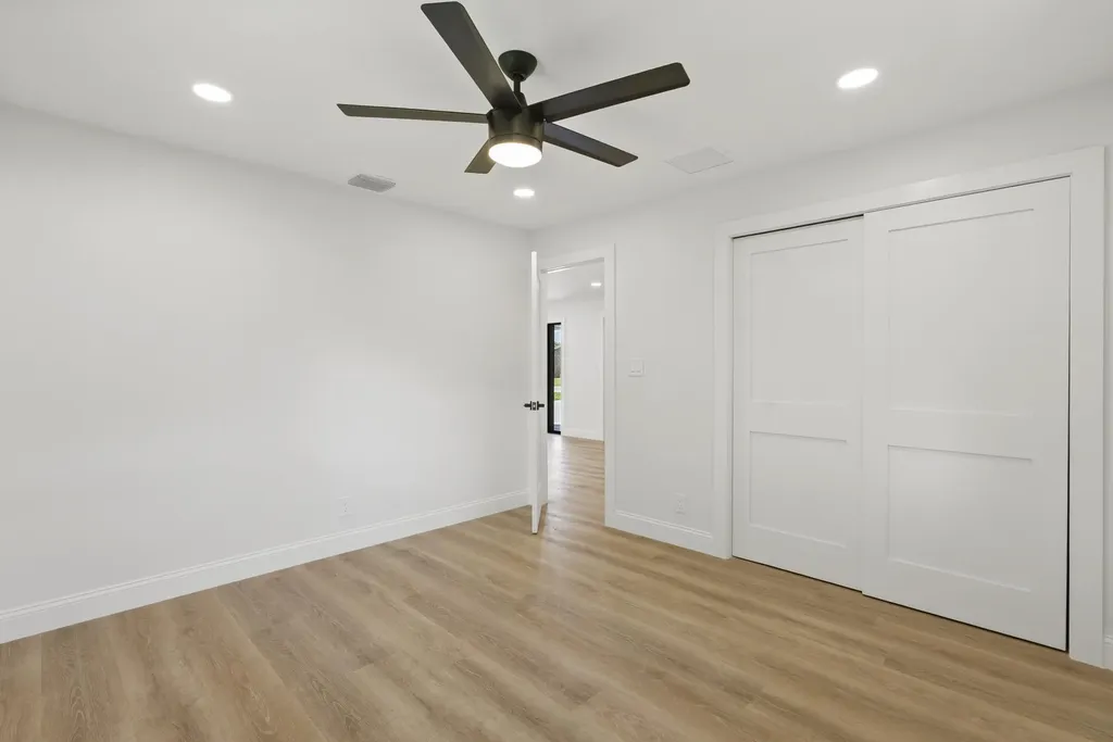 128 W Norfolk Road Jupiter FL 33469