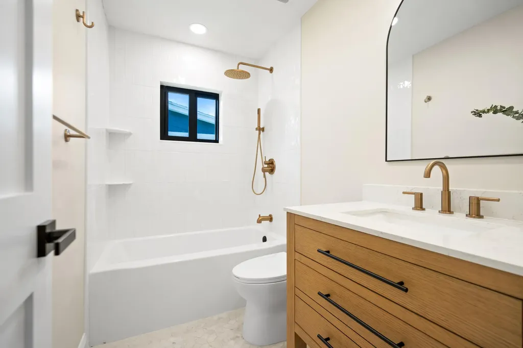 128 W Norfolk Road Jupiter FL 33469