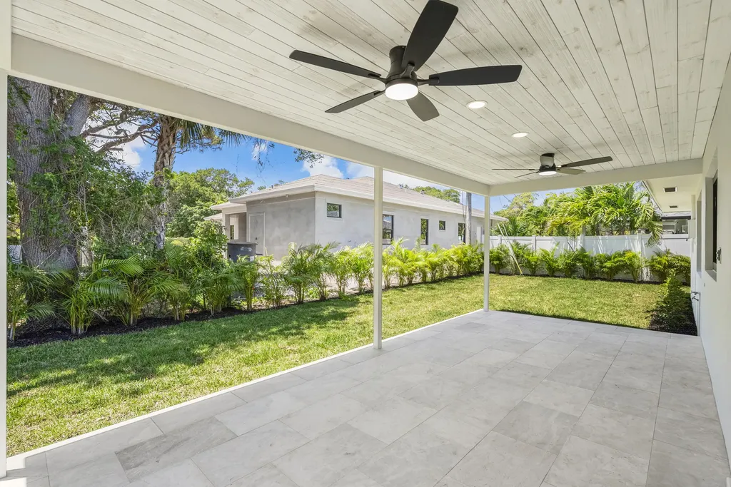 128 W Norfolk Road Jupiter FL 33469