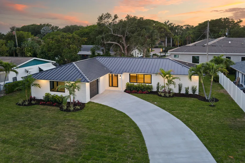 128 W Norfolk Road Jupiter FL 33469