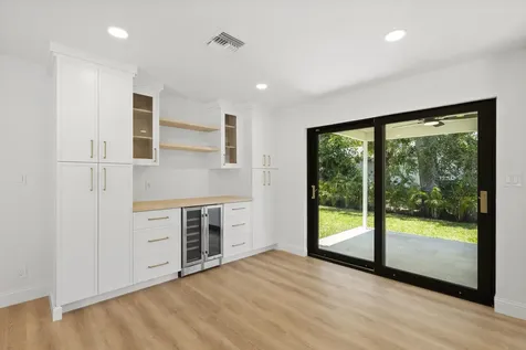 128 W Norfolk Road Jupiter FL 33469