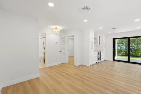 128 W Norfolk Road Jupiter FL 33469