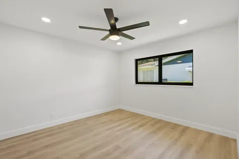 128 W Norfolk Road Jupiter FL 33469