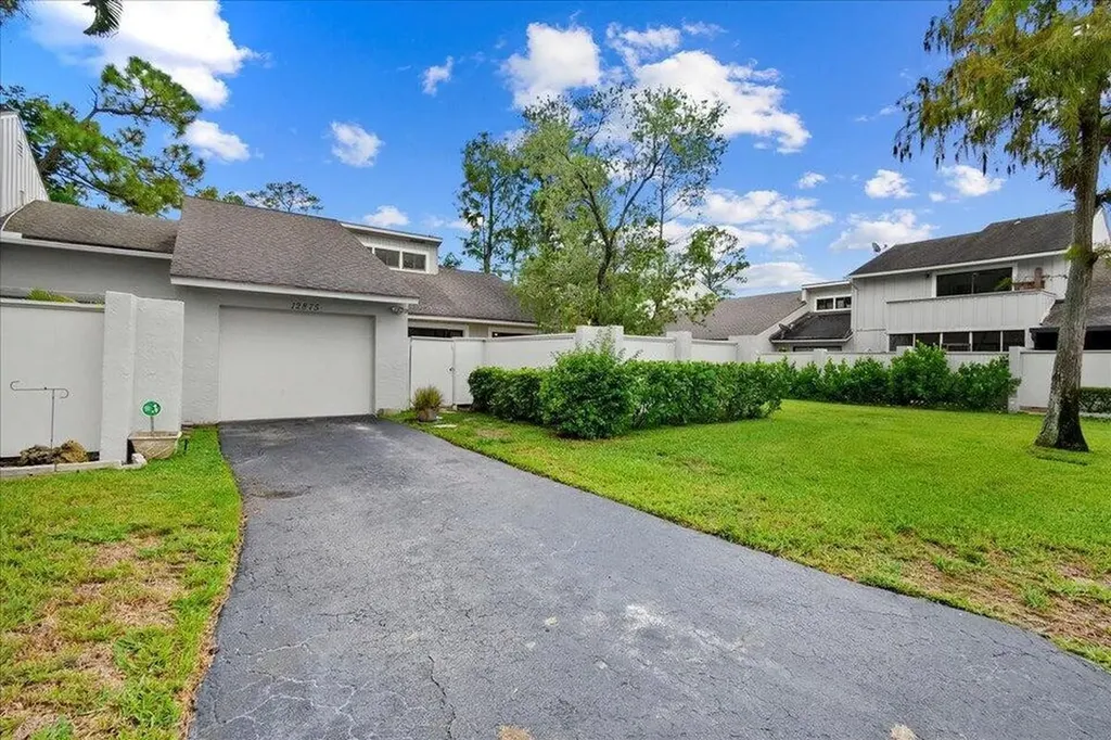 12875 Spinnaker Lane Wellington FL 33414