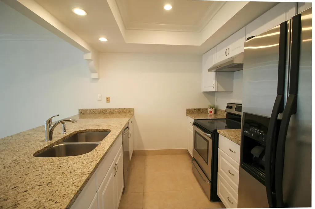 1437 White Pine Drive Wellington FL 33414