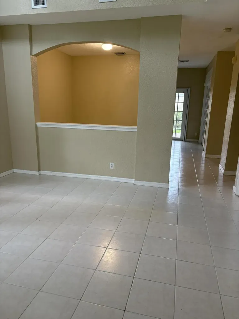 11429 NW 34th Place Sunrise FL 33323