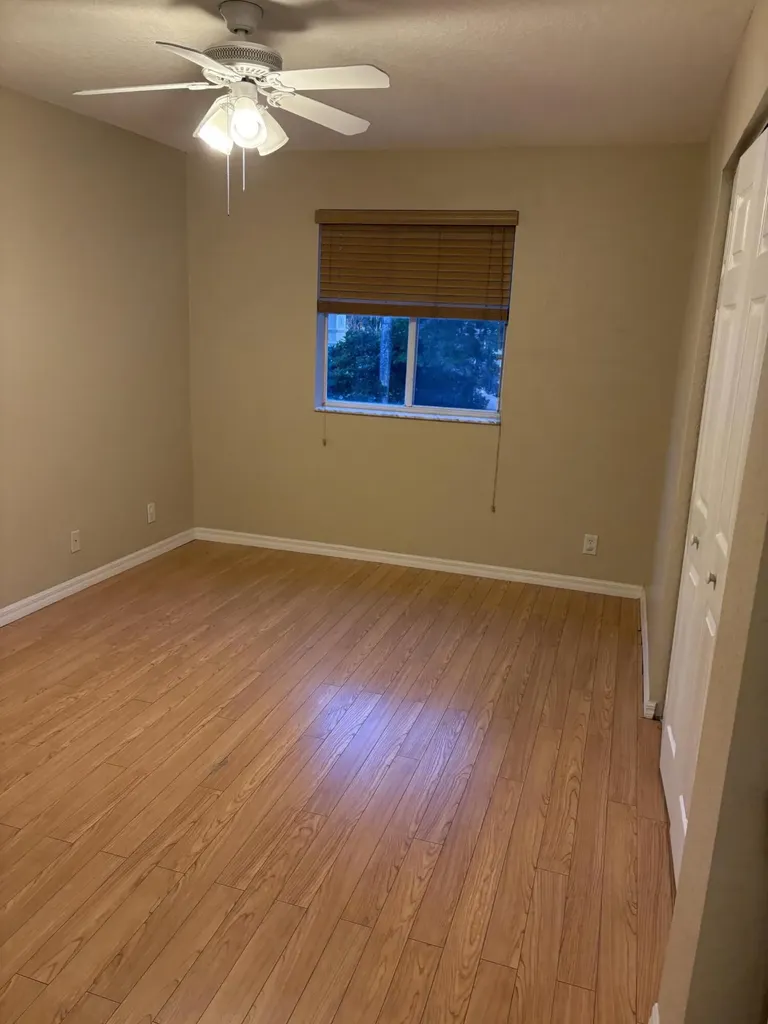 11429 NW 34th Place Sunrise FL 33323
