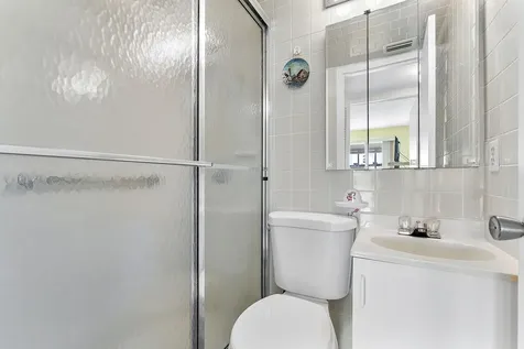 3027 Guildford B Boca Raton FL 33434